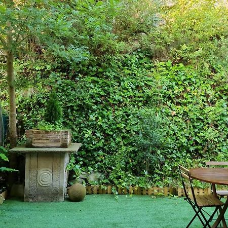 Casa De Claudia Comillas- Jardin Privado - A 10 Metros Del Capricho De Gaudi Exteriör bild