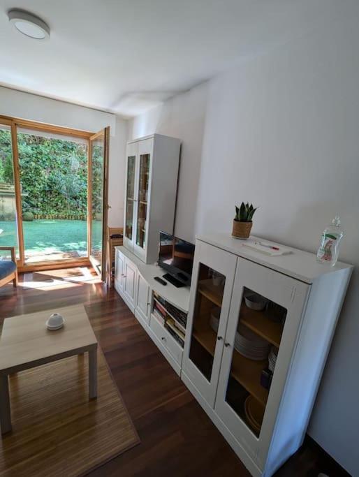 Casa De Claudia Comillas- Jardin Privado - A 10 Metros Del Capricho De Gaudi Exteriör bild